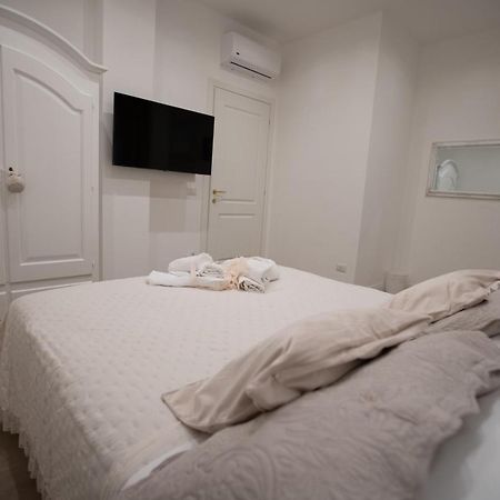 Suite Imperiale Colosseo Roma Exterior foto