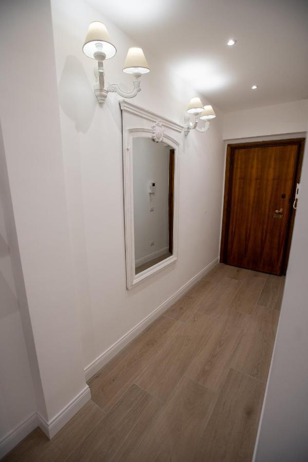 Suite Imperiale Colosseo Roma Exterior foto
