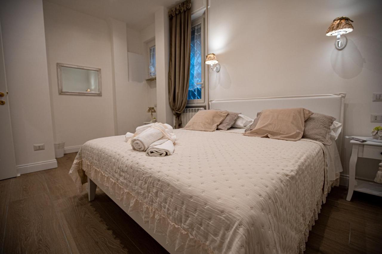 Suite Imperiale Colosseo Roma Exterior foto