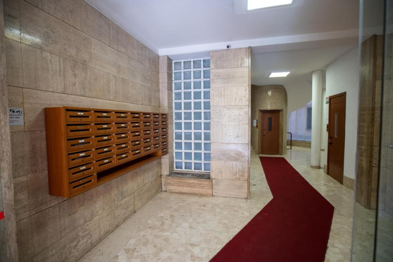 Suite Imperiale Colosseo Roma Exterior foto