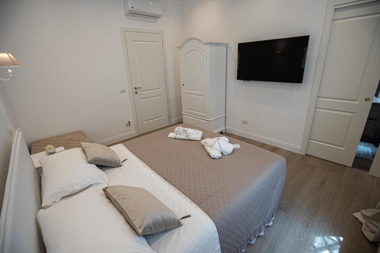 Suite Imperiale Colosseo Roma Exterior foto